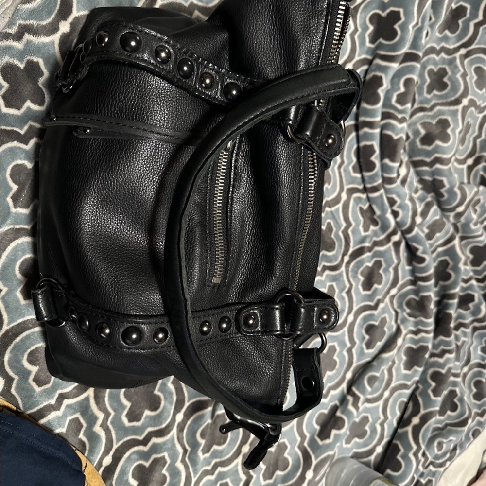 Linea Pelle hand bag